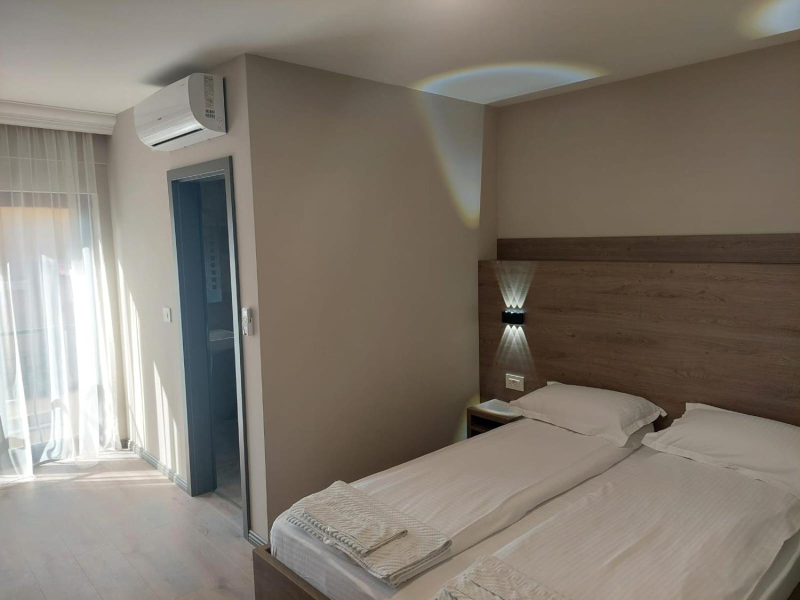 Pensiunea Normandia Timisoara Bagian luar foto